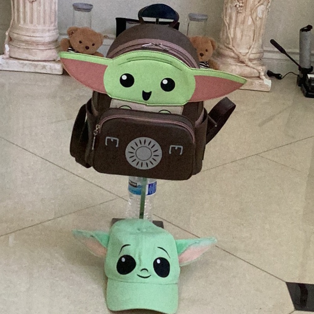 Preowned Baby Yoda Backpack Like New